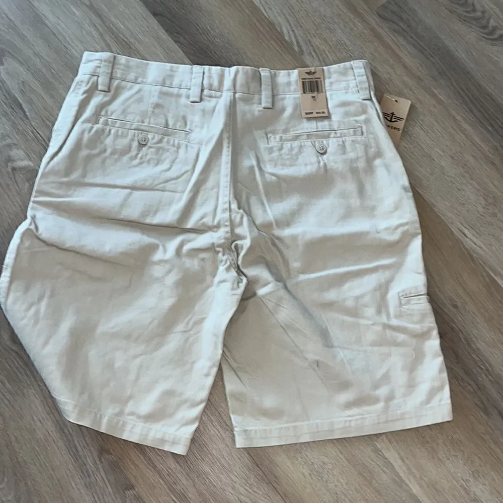 NWT New men’s ❤Dockers Tan Beige Crème Cargo classic walking trail shorts 36